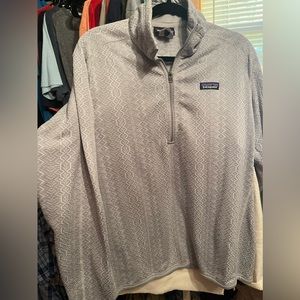 Gray Patagonia Women’s 1/4 Zip XL